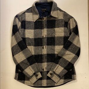 Banana Republic Black and Gray Checkered Shirt Jacket
